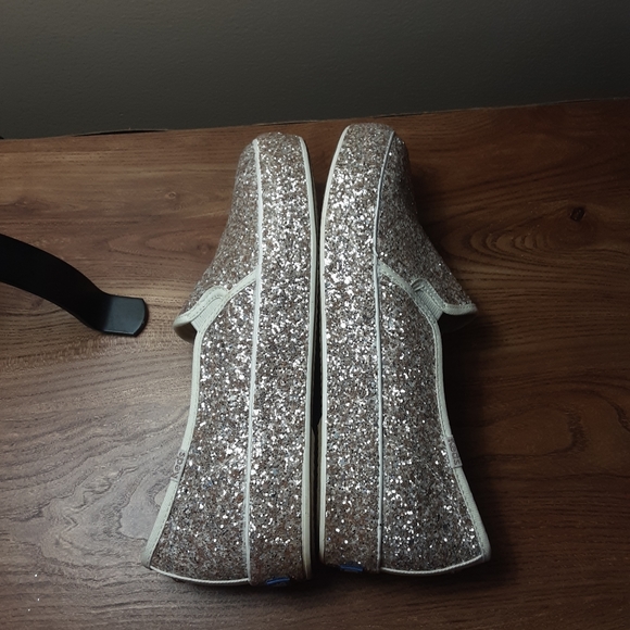 Keds Kate Spade  White & Gold Glitter Sneaker Wome - Picture 10 of 10
